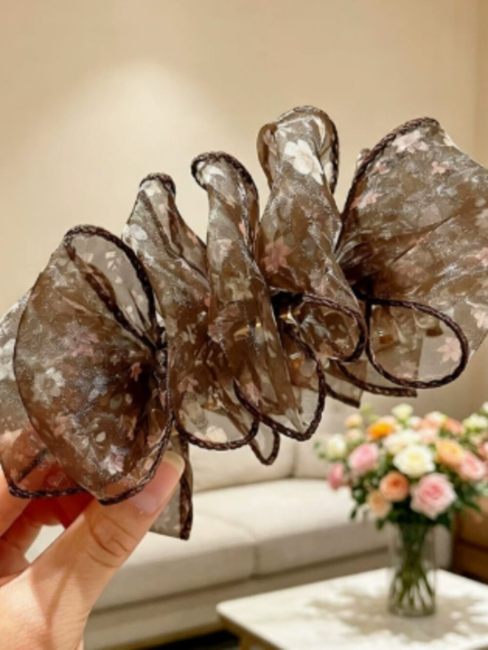 Women's hair clip